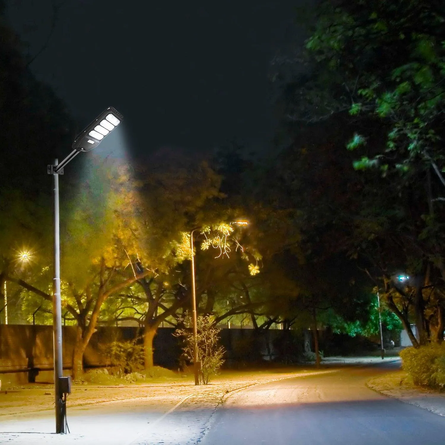 150 Watt Solar Street Light for Garden (White Light)