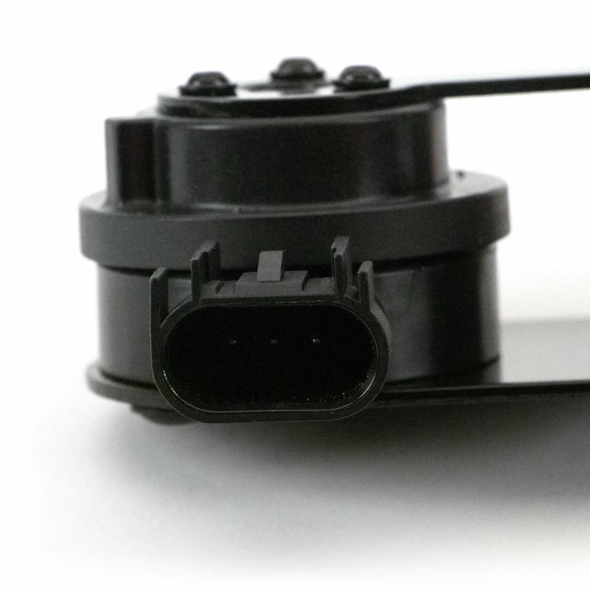 Arnott RH-3873 Front Right Ride Height Sensor Various GM SUVs (GMT K2xx)