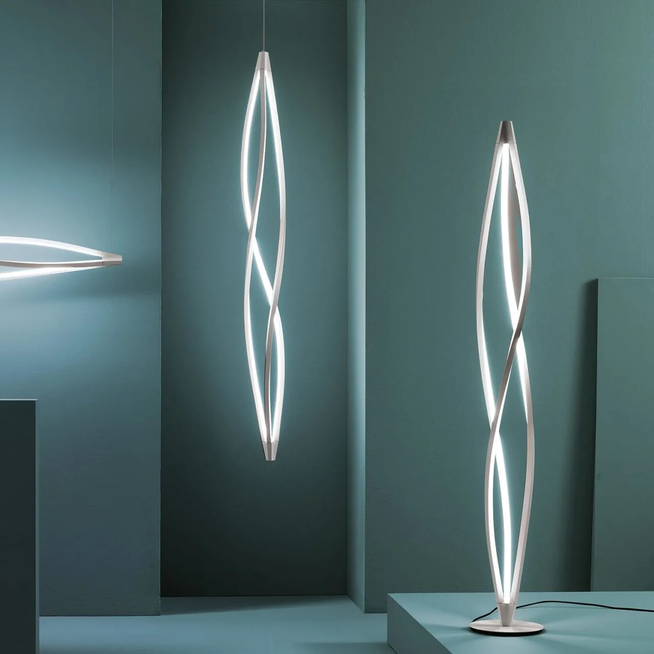 IN THE WIND Floor Lamp