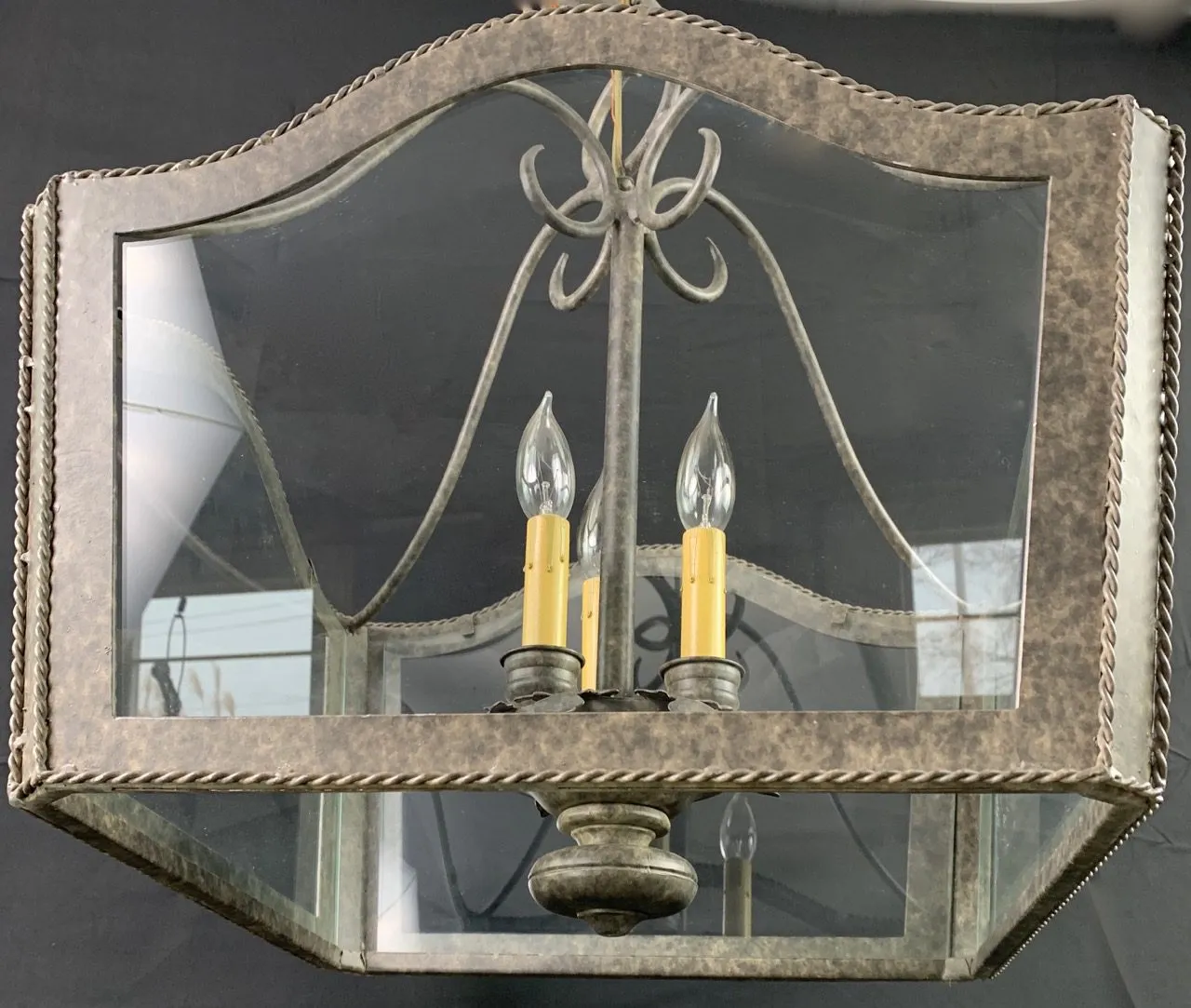 Originals 22 Chandelier, Hanging Light