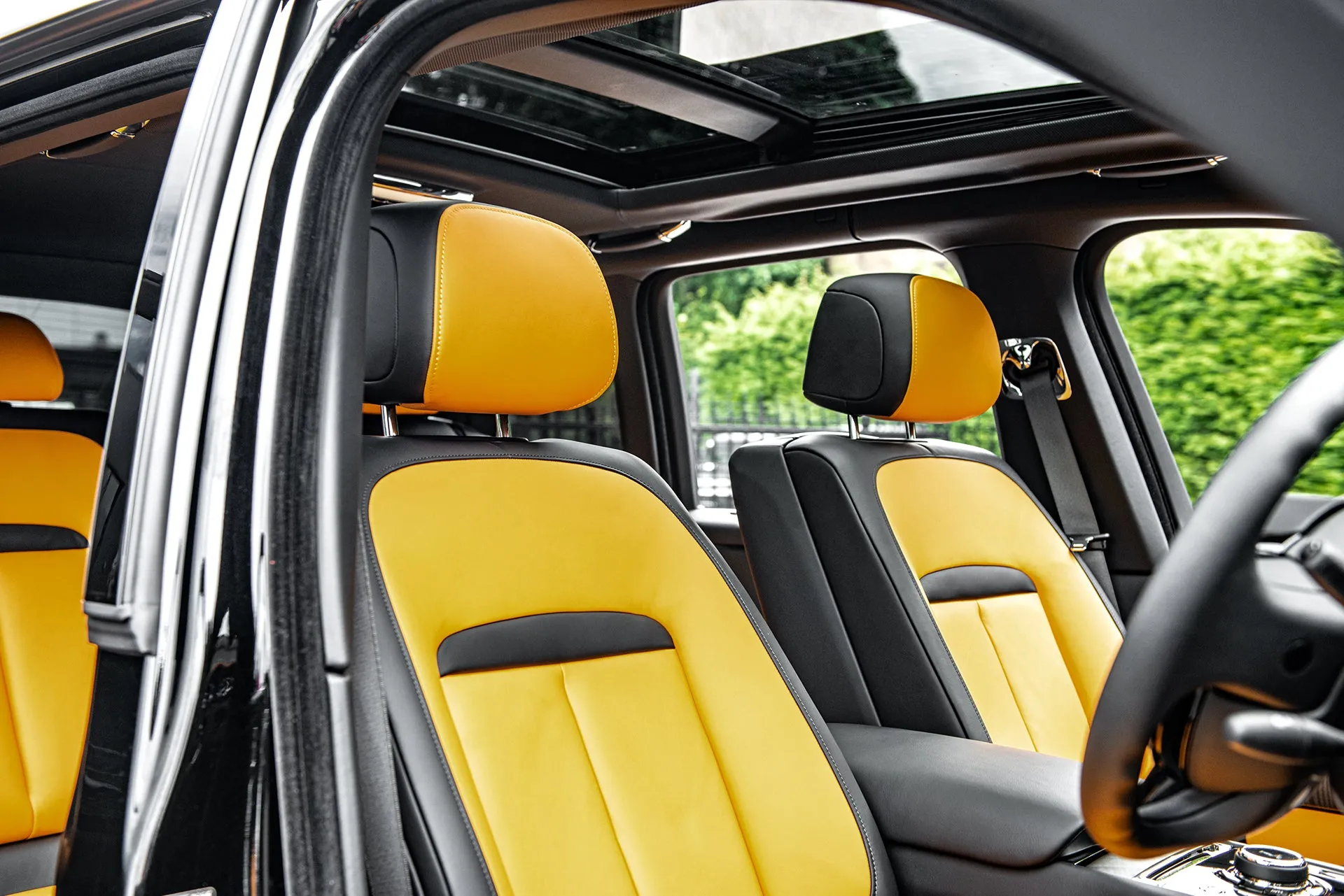 Rolls Royce Cullinan Luxury Yellow Interior