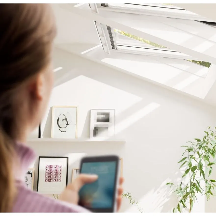 VELUX GGU MK04 006221U Triple Glazed Enhanced Noise Reduction White Polyurethane INTEGRA® Electric Window (78 x 98 cm)