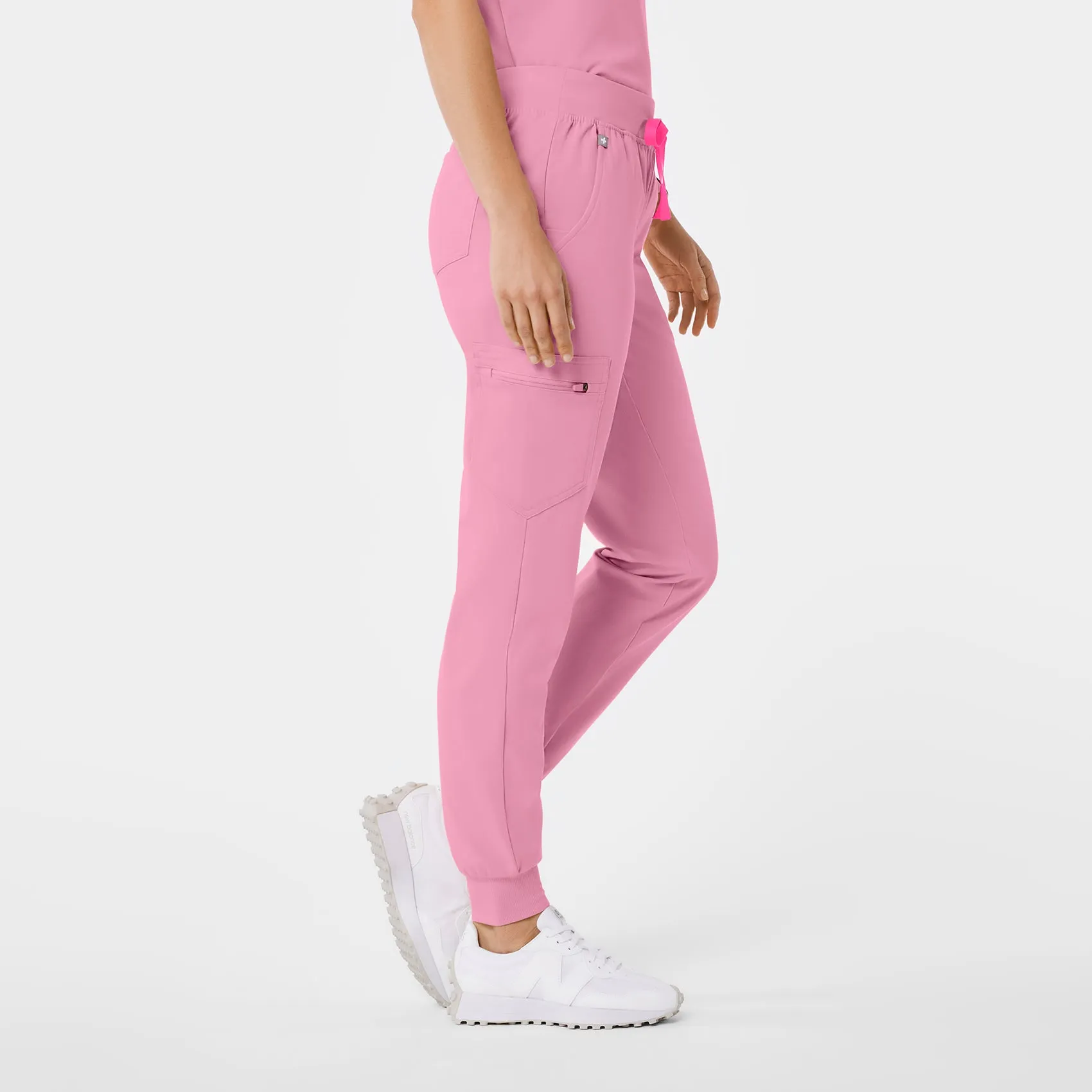 women's The Chalk Pink Jogger Set